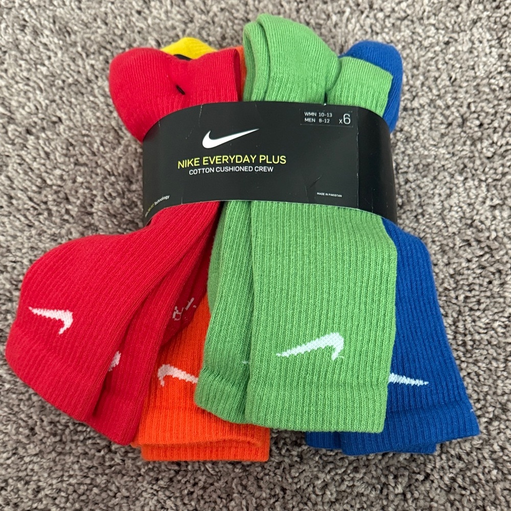 Nike Everyday Plus Men's Crew Socks - Red, Green, Blue, Orange